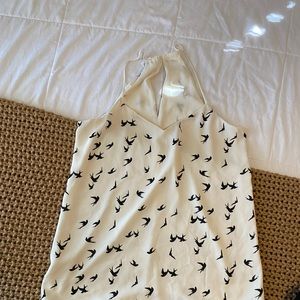 Express woman’s tank